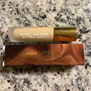 Marc Jacobs Extra Shot Foundation and Concealer